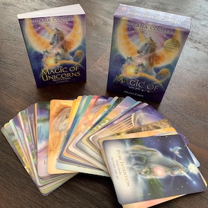 Die Magie der Einhörner Orakelkarten 44-Karten-Deck und Anleitungsbuch