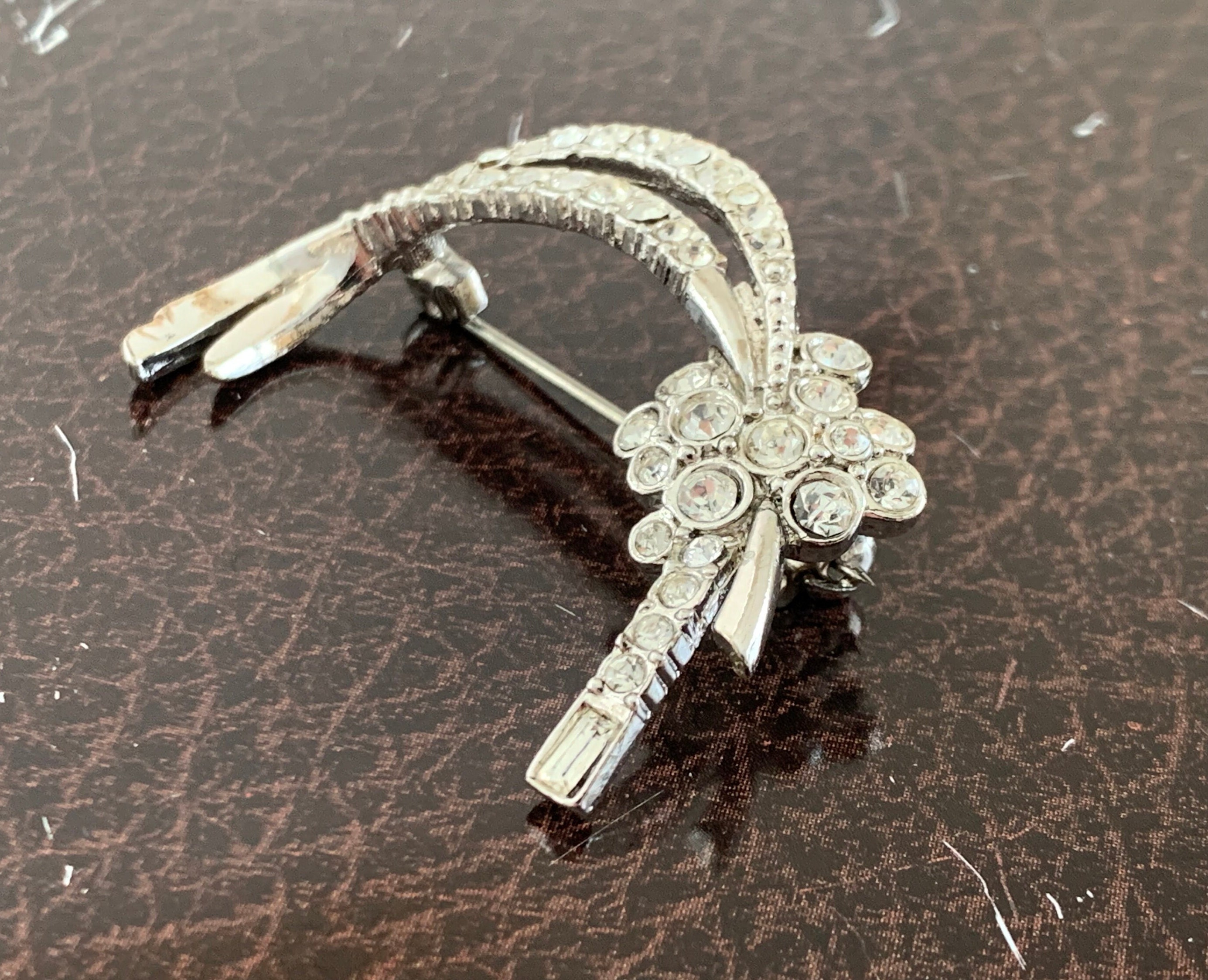 Czechoslovakia brooch - Etsy 日本