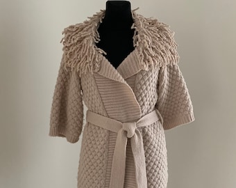 Vintage 1970s style Warm Cozy Crochet Cardigan Street fashion coat 3/4 sleeves Oversized Beige cardigan Large Crochet Collar Sweater