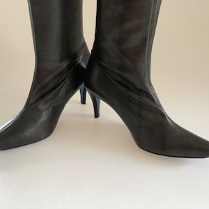 Botas hasta la rodilla Zapatos Farrutx de cuero vegano gris oscuro