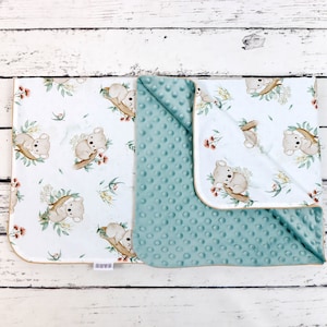Cobertor de bebê coala branco, cobertor de minky personalizado feito à mão, cobertor de coala com monograma e eucalipto | Nuva