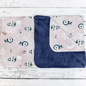 Rose Dream Penguins Babydecke, personalisierte handgefertigte Minky Decke, monogrammierte Decke, Kinderdecke | Nuva