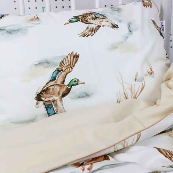 Wild Ducks Kinder- und Babybettwäsche-Set, Duck Lake Bettbezug und Kissenbezug aus weicher Baumwolle für Kinderzimmer | Nuva