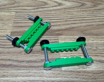 Textured Building Block Inspired Small Clamps Nipples Sadist Tool