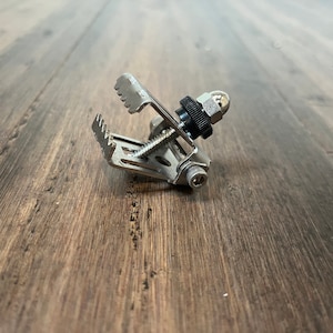 Mini Nipple Destroyer Clamp