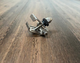 Mini Nipple Destroyer Clamp