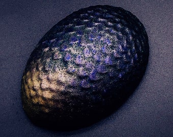 Dragon Egg Bath Bomb - Black Amber & Lavender