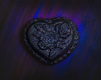 Black Heart w/roses Glitter Bath Bomb - Lavender, Chamomile, & Sweet Orange Essential Oils