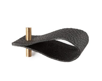 Black Leather Napkin Rings: Modern Dining Table Decor