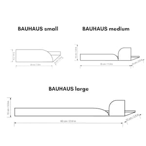 K&ouml;nnte beinhalten: Diagramm von drei Bauhaus-Regalen, beschriftet mit "small", "medium" und "large". Das kleine Regal ist 20 cm lang und 5 cm hoch. Das mittlere Regal ist 30 cm lang. Das gro&szlig;e Regal ist 60 cm lang.