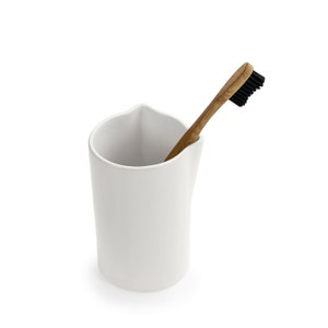 Ceramic toothbrush holder I Make Up brush holder I Bathroom Tumbler I Pottery Bath Accessories I Minimalist Small Storage