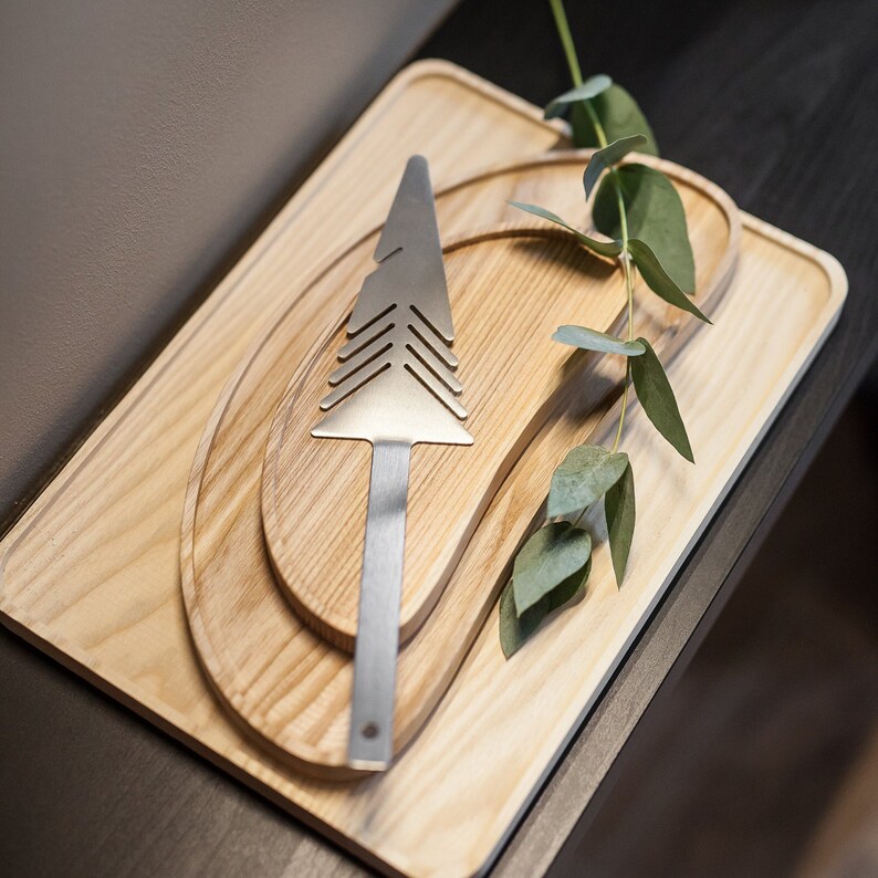 Stainless steel cake slicer and server PINE NEEDLE