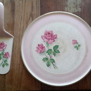 Vintage Royal Tudor Ware cake plate & lifter