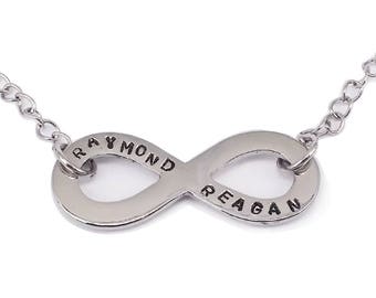Personalized Infinity necklace , name necklace, family necklace,Infinity Pendant,mother child necklace,Christmas Gift