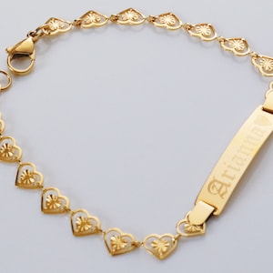 Personalized Gold Bracelet, Delicate Ladies Bracelet, Custom Engraved Bracelet, Gold ID Bracelet, Women&#39;s Bracelet, Mom&#39;s Gift 22b2