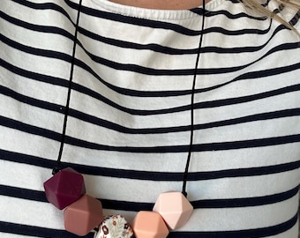 Silicone Breastfeeding Necklace: Sensory Fiddle Autumn necklace