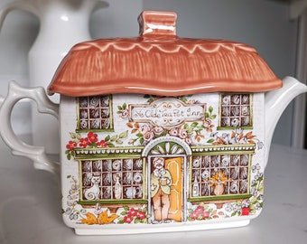 Vintage SADLER Cottage Teapot, Ye Olde Teapot Inn, Teapot House, Pretty Cottage Teapot, Collectible Teapot, Fun Quirky Teapot