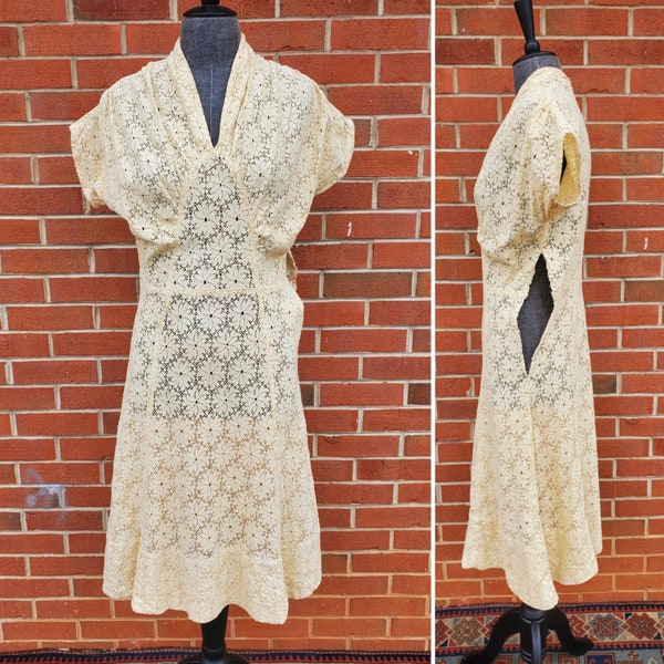 Vintage WOUNDED 1940s? Short Sleeve Lace Dress, Size Medium. Original Belt w/ Bakelite ? Buckle. NO ZIPPER! Made from an antique tablecloth?