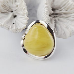 Unusual Natural Baltic Amber Ring, White Amber Ring, Amber And Sterling Silver Ring, Baltic Amber Jewelry, Amber Gift For Her, White Amber