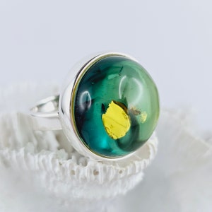 Elegant Green and Gold Amber, Natural Baltic Amber Ring, unique Amber Ring, Amber And Sterling Silver Ring, Baltic Amber Jewelry, for her