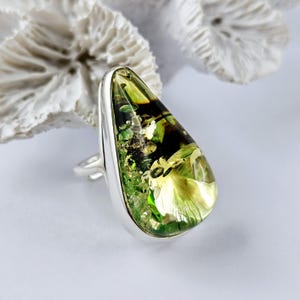 Unique Green Amber, Natural Baltic Amber Ring, unique Amber Ring, Amber And Sterling Silver Ring, Baltic Amber Jewelry, Amber Gift for her