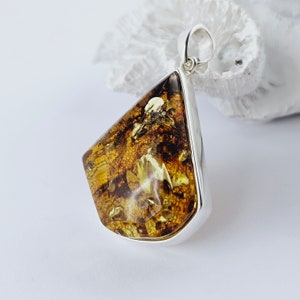 Huge Elegant Shiny Cognac Amber Pendant, Natural Baltic Amber And Silver, Genuine Amber Jewelry, Amber Stone, Gift for her, Pendant, unique