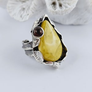 Unusual Natural Baltic Amber Ring, White Amber Ring, Amber And Sterling Silver Ring, Baltic Amber Jewelry, Amber Gift For Her, White Amber