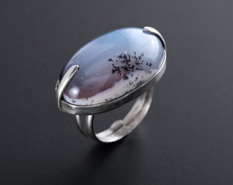 Anillo de plata de ley con ágata dendrítica, talla ajustable 7.5.