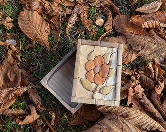 Wooden box "Flower"