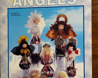 Hog Heaven Go Hog Wild Stitching These 13 Easy Patterns By Vicki Blizzard Plastic Canvas Pattern Leaflet 1991