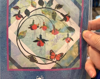 Fiori e viticci fucsia - Modelli di blocchi per quilt - - Bee Creations - 200 - Ricomposti e applicati