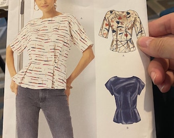 Misses / Women's Top / Pullover / Shirt Simplicity 7768 Pattern