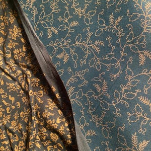 Christmas Green with Gold (Metallic) Fabric  Pick: Bows & Holly or Xmas Vines - Great for Xmas projects - Holly Leaves - 1/2 yard (18&quot; x 44&quot;