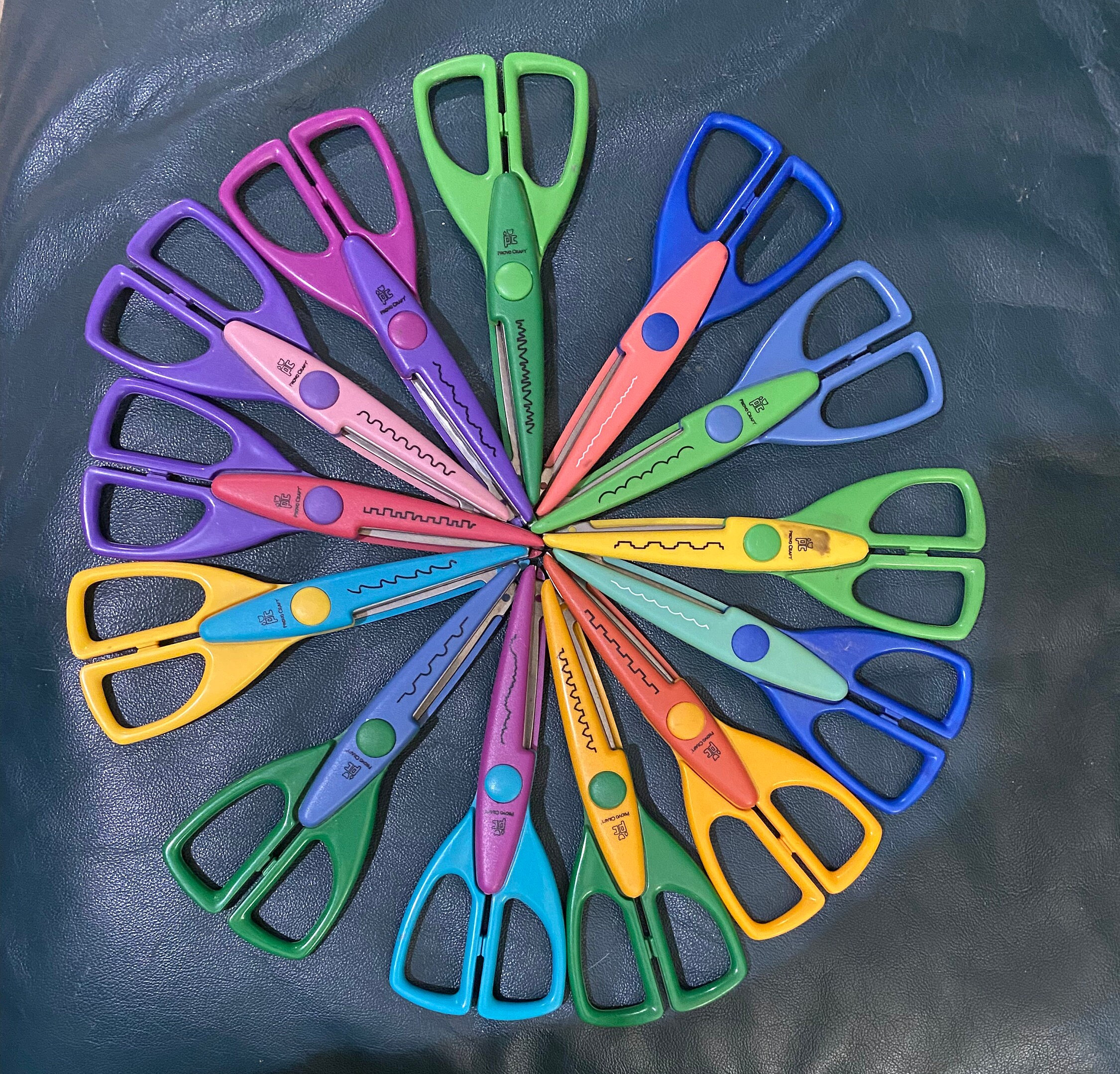 Fiskars paper edgers stamp scissors - Etsy 日本