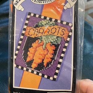 Karotten - Samentütchen Lesezeichen Kreuzstichpackung: 1 Banar Designs BKSP540 - Bereit zum Fertigstellen - Einfach für Anfänger - 1993