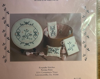 Rose Garden Memories Accessories  - Counted Thread Cross Stitch Chart - Scissors Case -/ Pincushion -  Sewing Notions - Norma Flake - 1994