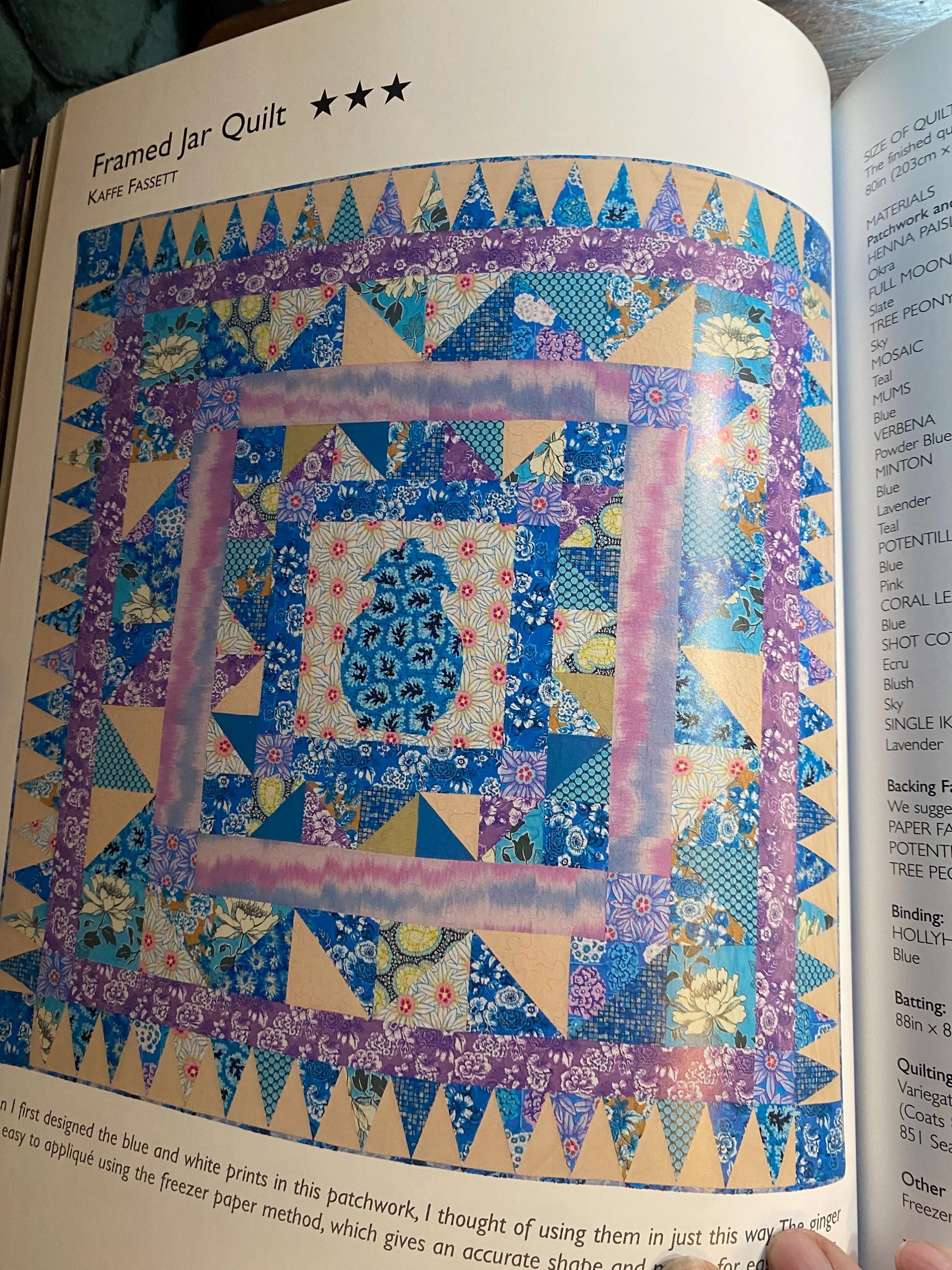 キルト・イン・ザ・サン カフェ・ファセット - キルトブロックパターン