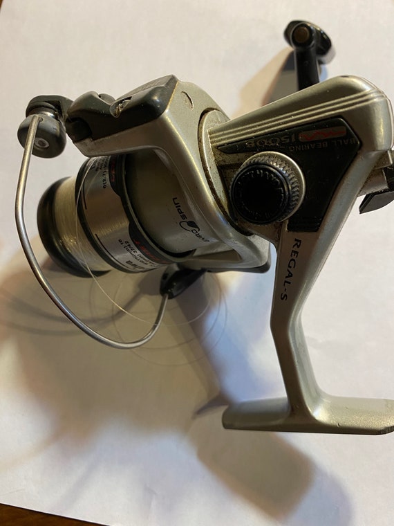 Vintage Fishing Reel Daiwa Ball Bearing 1500B (regal's) Long Cast