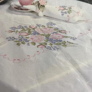 Royal Rose - Set di tovaglioli Tobin 2700/49 - 3 pezzi Punto Croce Contato: Lino aperto pre-timbrato da ricamare