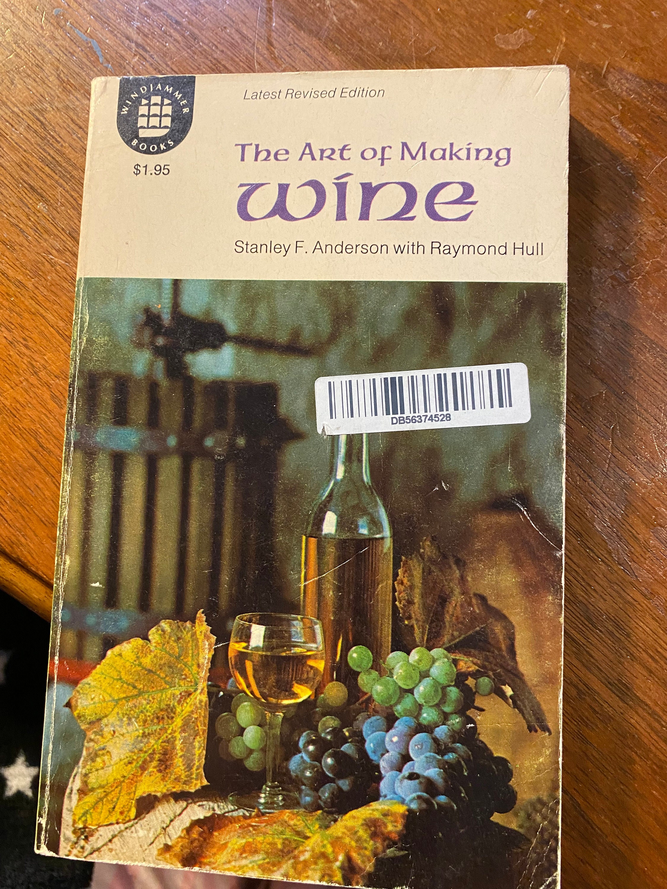 The Art of Making Wine [Book]
