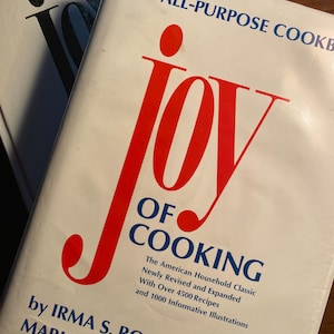 Książka kucharska Joy of Cooking: Irma Rombauer - 1975 - America's Cook Book - Kompilacja niezawodnych przepisów z okazjonalną pogawędką kulinarną