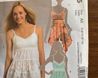 Top Misses Blouse / Shirt  McCall's #5385 Pattern - Adult Size 6, 8, 10, 12, 14 - 2007 - Summer - uncut