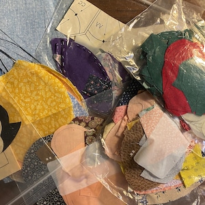 Bundle of Misellaneous Fabric Appliqué Pieces To Use in Your Projects: Triangles, Flowers, Sun Bonnet Sue in various color