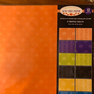 Scrap-booking, Paper crafting, photo embellishments - Halloween / Pumpkins - unopened - 12 Sheets 12" x 12" - Orange / Black / Purple