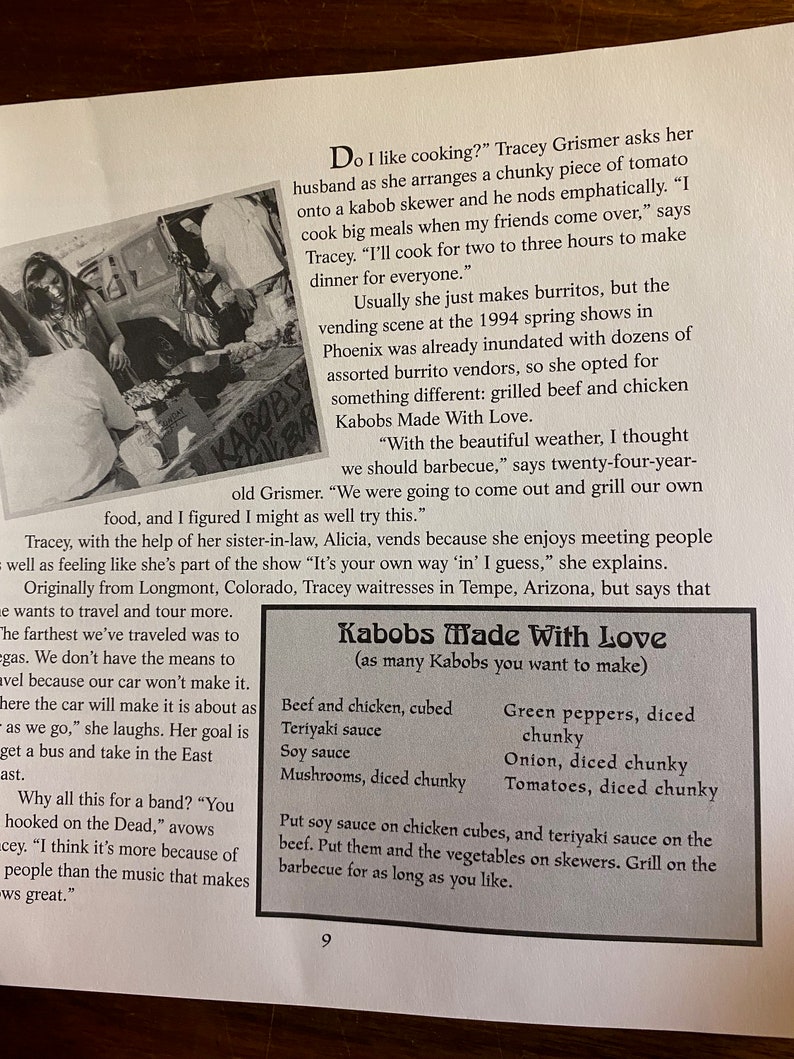 Puede incluir: Una receta para Kabobs Made With Love, con una lista de ingredientes que incluye carne de res, pollo, pimientos verdes, cebollas, tomates y champi&ntilde;ones. La receta tambi&eacute;n incluye instrucciones para asar los kabobs en una barbacoa.