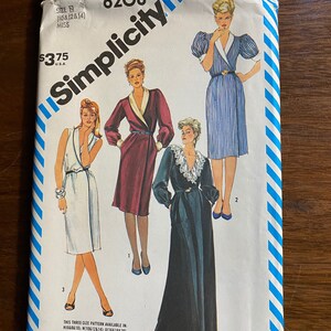 Misses / Damklänning med omlottmönster Simplicity 6208 Mönster (oklippt) Sy storlek 10, 12, 14 - 1983