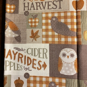 Small Bit Fabric Autumn Harvest Fall Colors - Pumpkins, Owls, Birds, Apples &#39; 18&quot; x 44&quot;