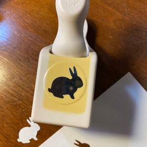Choose Sand Dollar or Bunny Rabbit Easter Martha Stewart Paper Edge Punch Paper cutter Decoupage, Scrapbooking, photo album Bunny Rabbit