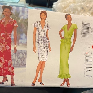 Straight Skirt / Fitted Top Misses (Dress Look) Butterick,  Sewing Pattern 6624  - Ladies sizes - 18, 20, 22 (Uncut) Chetta B - 2000
