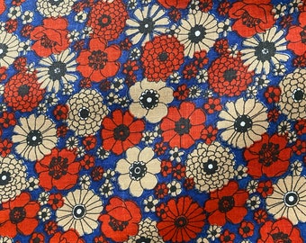 Tela de fondo azul marino floral (jardín de flores) - azul, rojo, beige, - 36" x 44" de ancho
